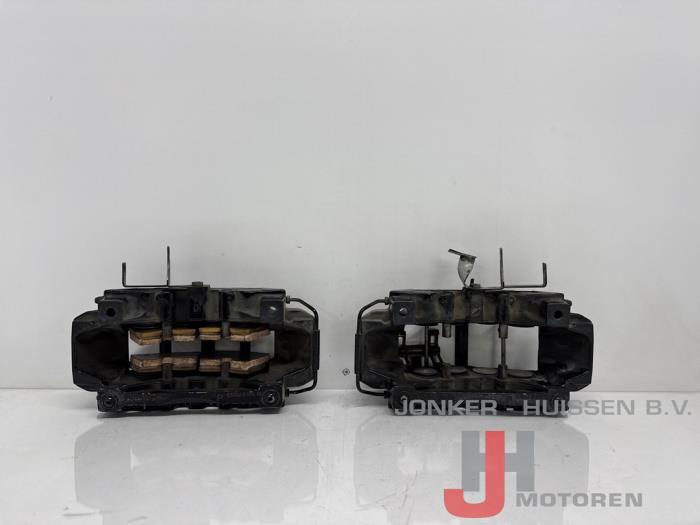 Remklauw (Tang) rechts-voor Audi R8 BYH - 照片 5