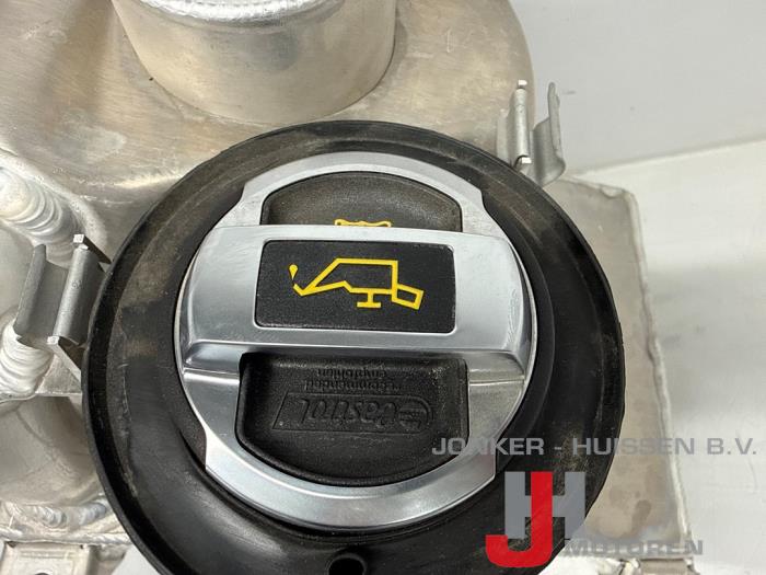 Olietank Audi R8 - Fotoğraf 4