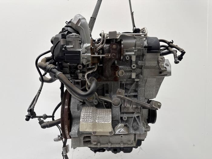 Motor Volkswagen Golf