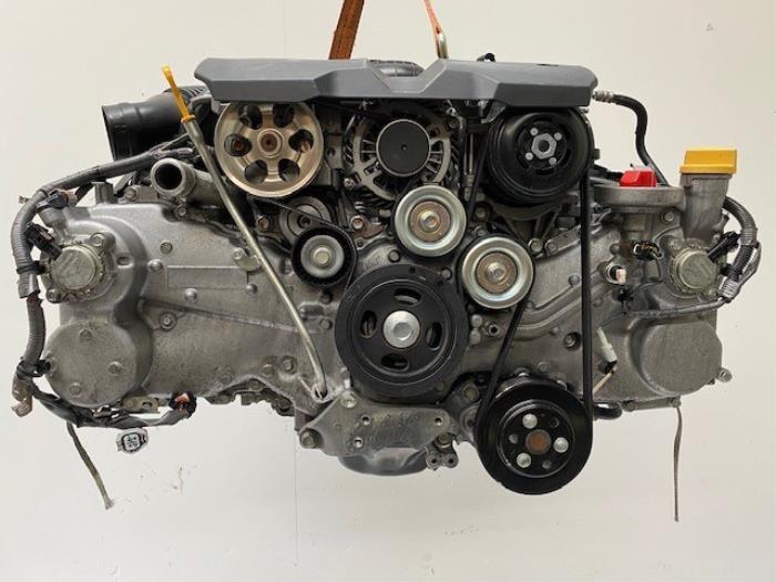 Motor Subaru Outback