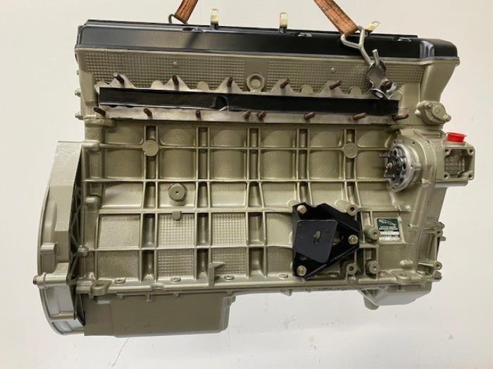 Motor Jaguar XJ