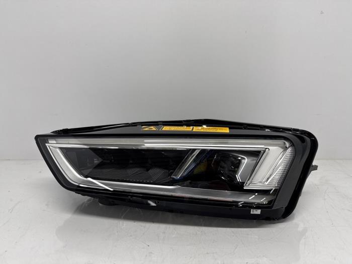 Koplamp links Audi R8