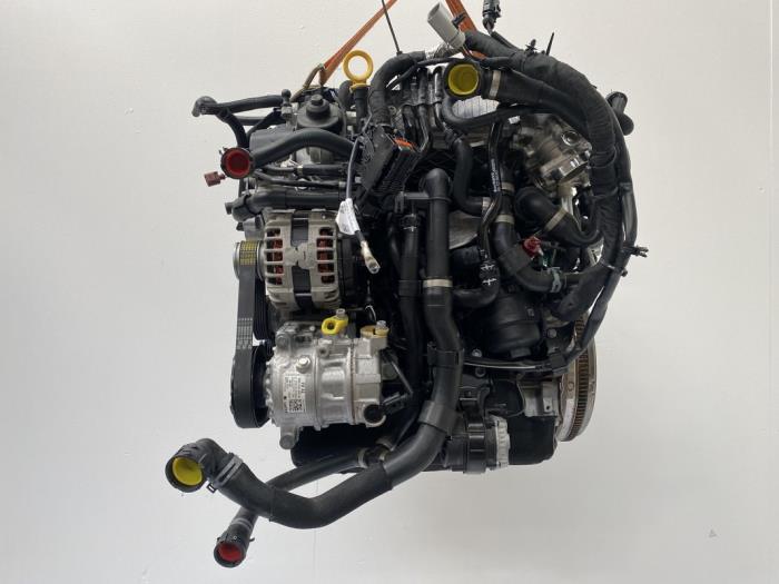Motor van een Volkswagen Passat (3G2) 2.0 TDI 16V 190 4Motion 2019