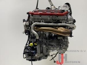 Motor van een Volkswagen Touareg (7PA/PH) 4.2 FSI V8 32V 2016