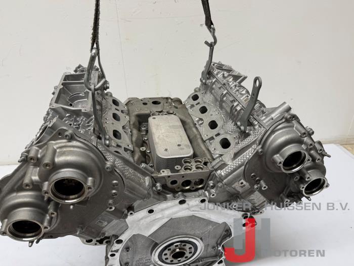 Motor Lamborghini Urus - Foto 6
