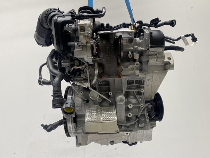 Motor Volkswagen Golf