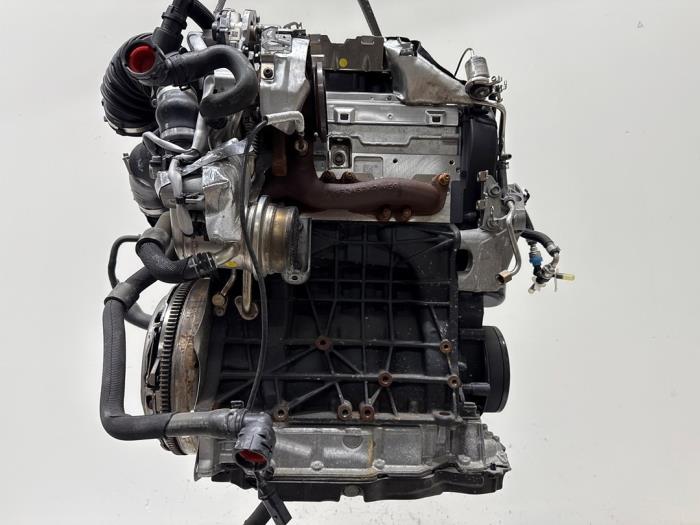 Motor Volkswagen Golf