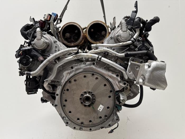 Motor Audi SQ8