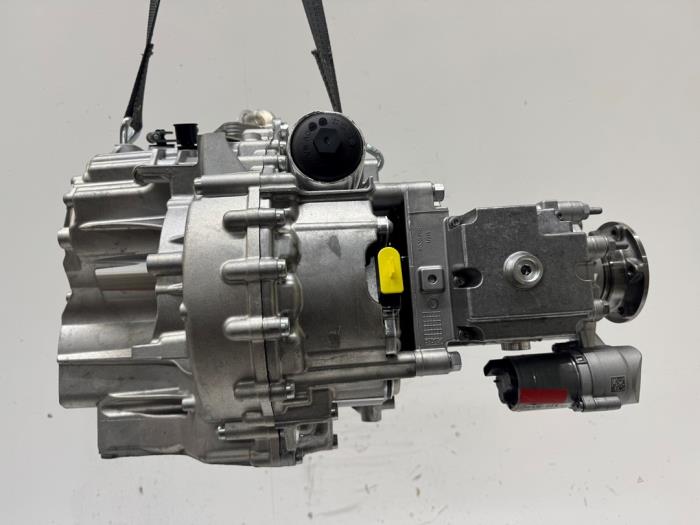 Versnellingsbak van een Volkswagen Golf VIII (CD1) 2.0 GTI 16V 2023