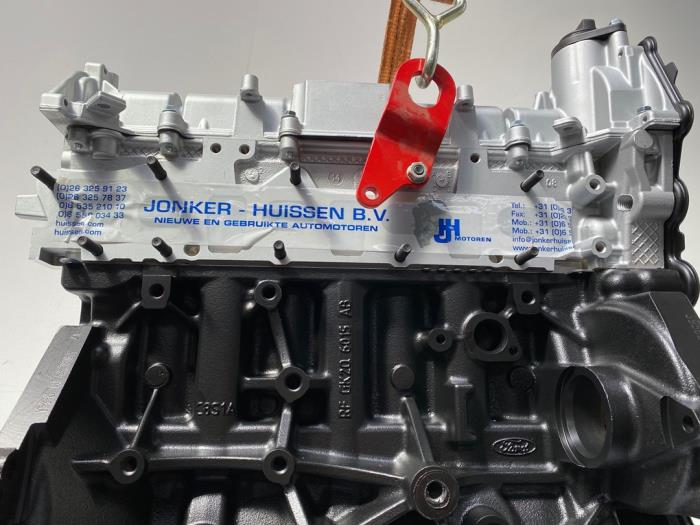 Motor van een Ford Transit 2.0 TDCi 16V Eco Blue 105 2020