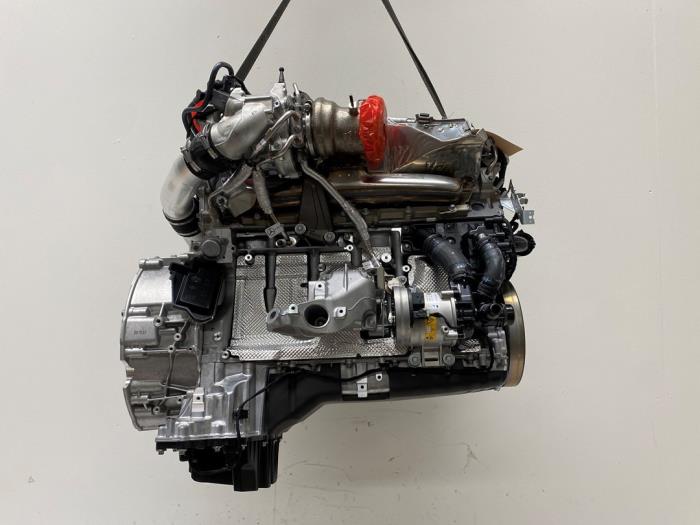 Motor van een Mercedes-Benz GLE (V167) 450 EQ Boost 3.0 24V 4-Matic 2022
