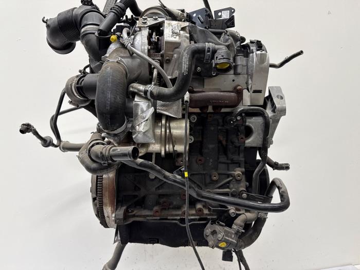 Motor Volkswagen Golf