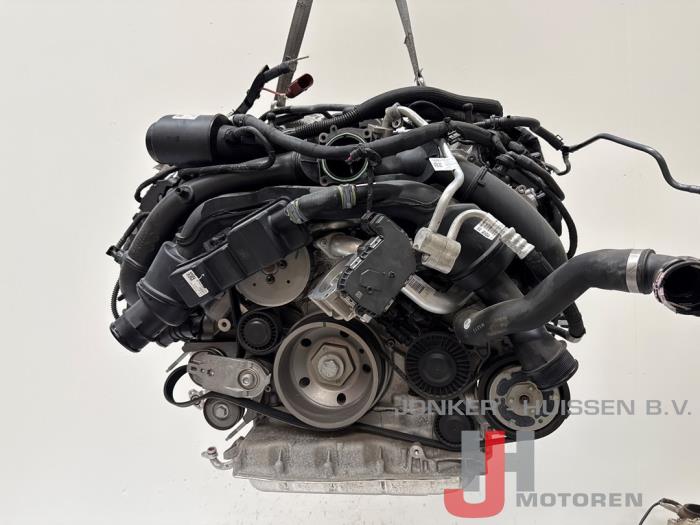 Motor Audi A8