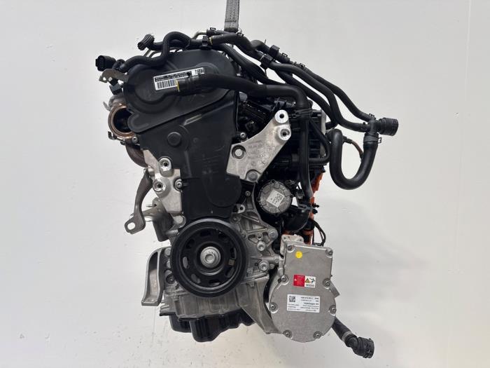 Motor Volkswagen Golf