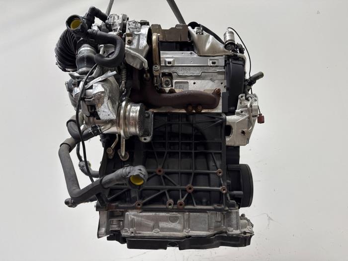Motor Volkswagen Golf