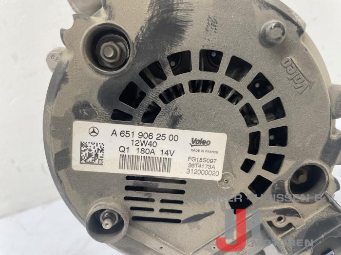 Dynamo Infiniti Q50 270910 - Foto 4