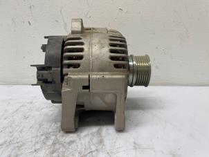 Gebruikte Dynamo Renault Scénic II (JM) 1.6 16V Prijs € 151,25 Inclusief btw aangeboden door Jonker - Huissen B.V.