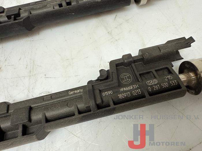 Injector (benzine injectie) BMW 5-Serie N55B30A - Foto 3