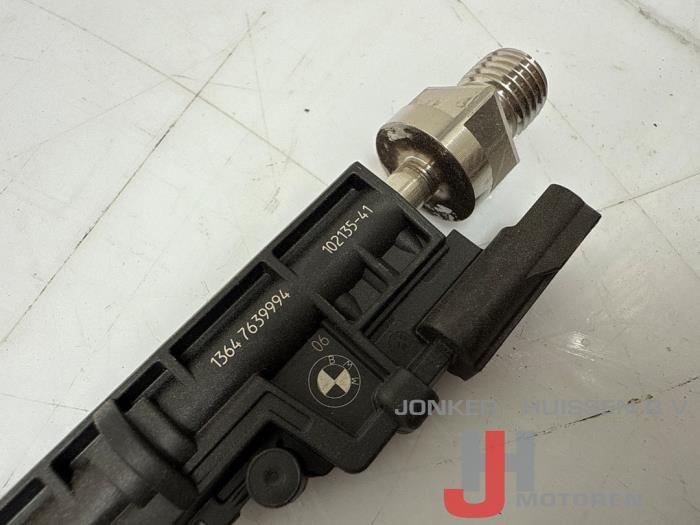 Injector (benzine injectie) BMW 5-Serie N55B30A - Foto 4