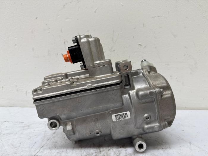 Aircopomp van een Renault Zoé (AG) R90 2021