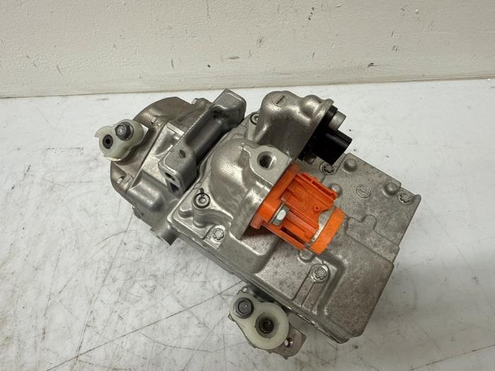 Aircopomp van een Renault Zoé (AG) R90 2021