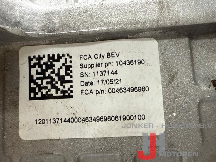 Elektromotor elektrische auto Fiat 500e 46348460 - Fotoğraf 5
