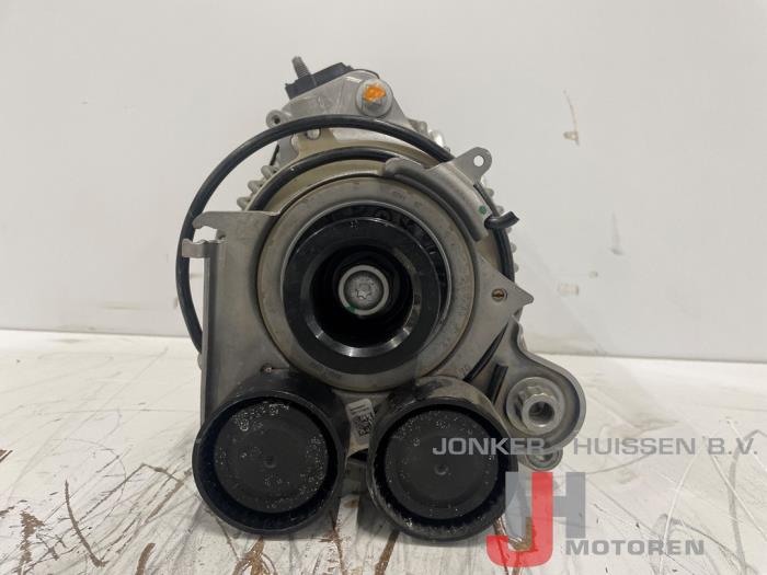 Dynamo Mercedes C-Klasse 264915 - Foto 5