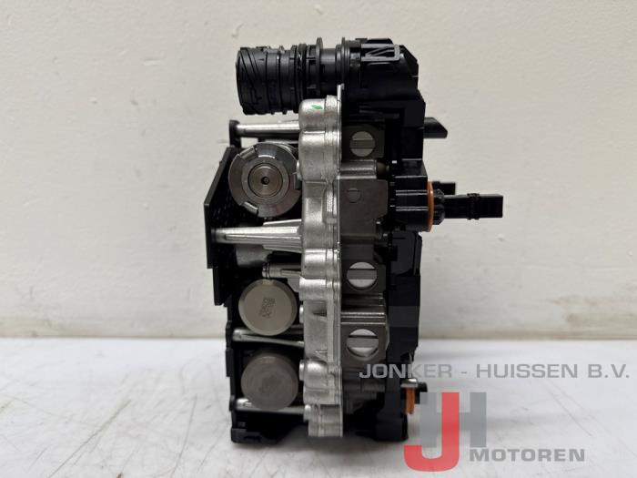 Mechatronic Volkswagen Golf - Photo 2