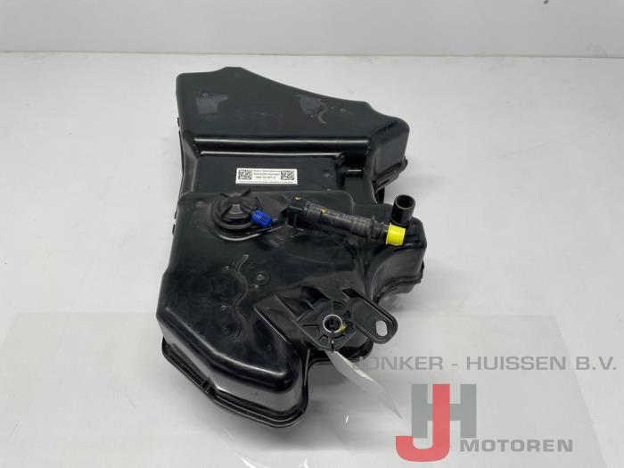 Adblue tank Volkswagen Touran