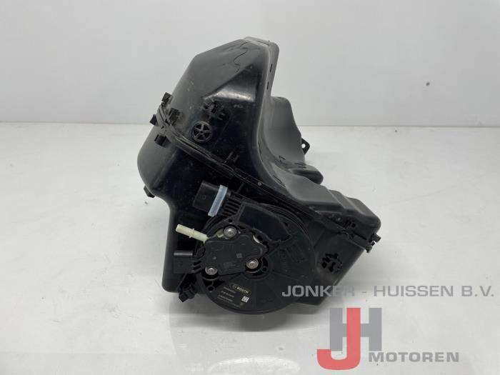Adblue tank Volkswagen Polo DGTD - 照片 6