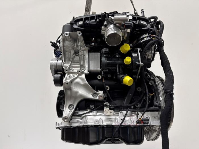 Motor Volkswagen Golf