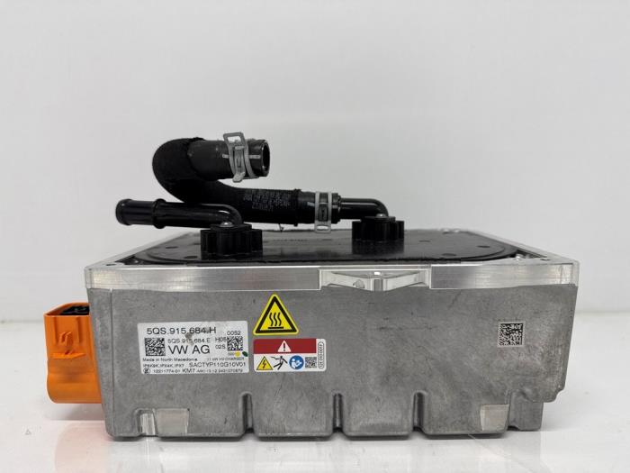 Acculader Volkswagen Golf