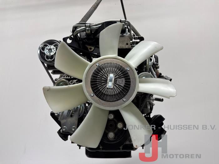 Motor Isuzu N-Serie - Foto 3