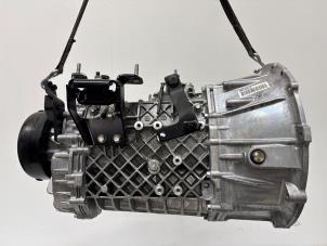 Nieuwe Versnellingsbak Isuzu Diversen Prijs op aanvraag aangeboden door Jonker - Huissen B.V.