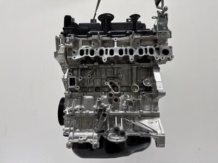 Motor Mazda 2