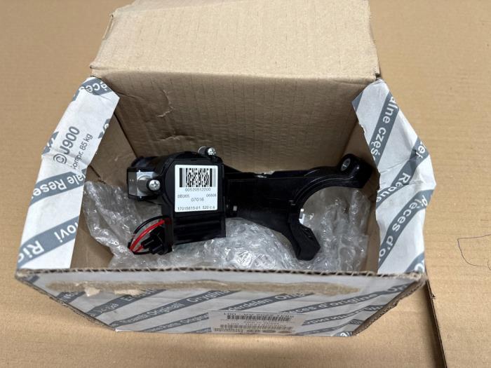Elektronisch kontaktslot Fiat 500X