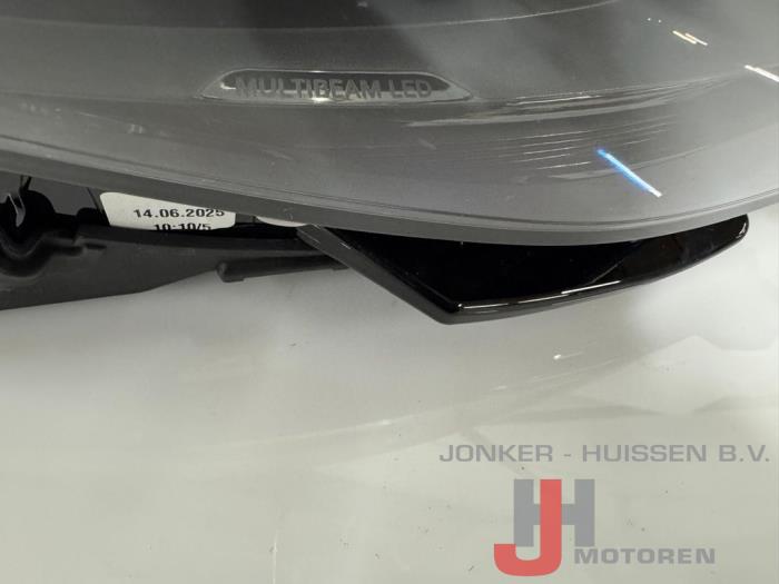Koplamp links Mercedes CLA - Fotoğraf 3