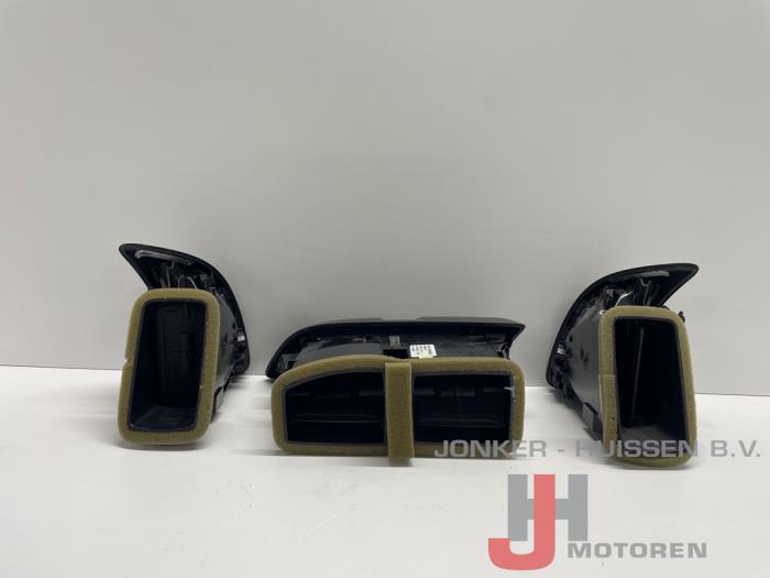 Luchtrooster Dashboard Audi R8 - صورة 2