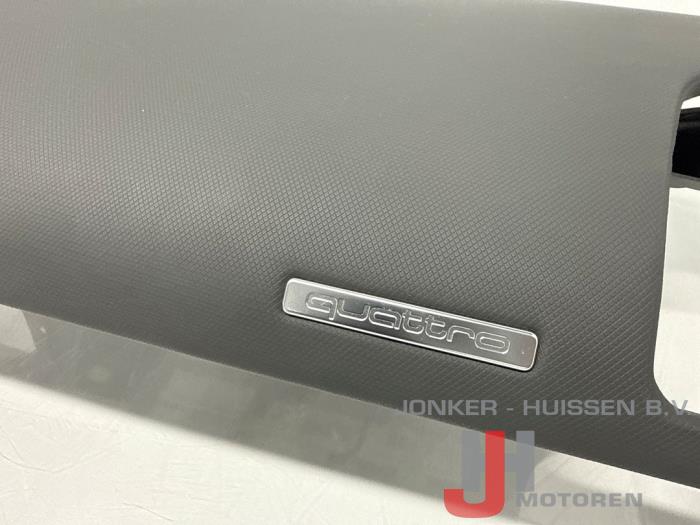 Dashboard Audi R8 - Foto 8