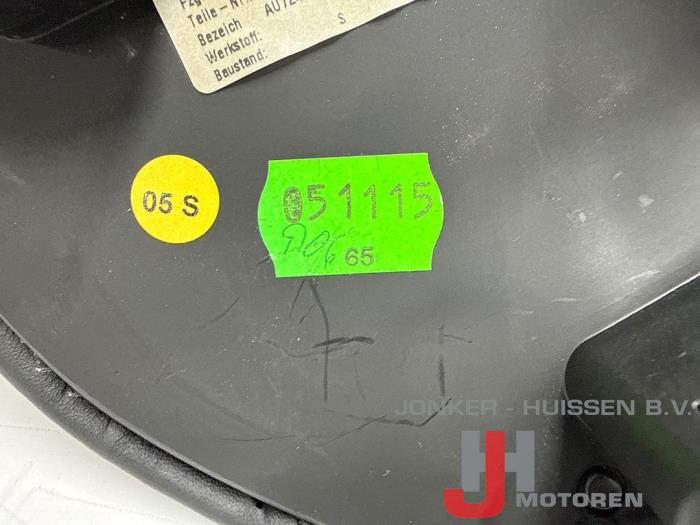Dashboard deel Audi R8 - صورة 3