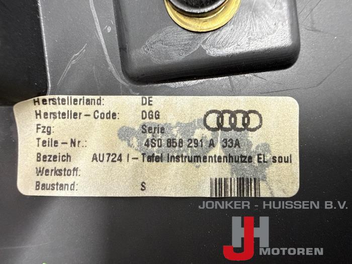 Dashboard deel Audi R8 - صورة 4