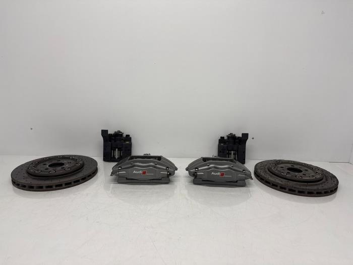 Remmenset compleet achter Audi R8