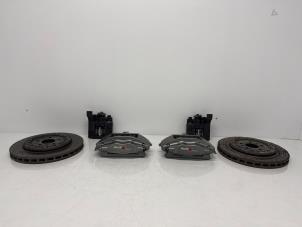 Gebruikte Remmenset compleet achter Audi R8 (4S3/4SP) Prijs op aanvraag aangeboden door Jonker - Huissen B.V.