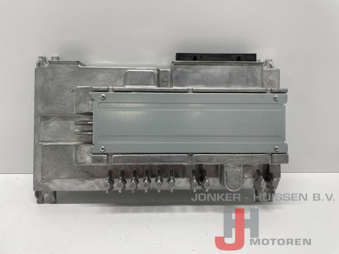 Radio versterker Audi R8 - Foto 4