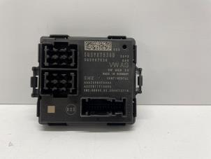 Gebruikte Gateway module Volkswagen Passat Variant (CJ5) 2.0 TDI 16V Prijs op aanvraag aangeboden door Jonker - Huissen B.V.