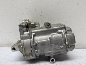 Gebruikte Aircopomp Renault Megane IV Estate (RFBK) 1.6 E-Tech 160 Prijs € 435,60 Inclusief btw aangeboden door Jonker - Huissen B.V.