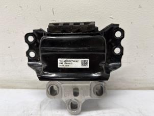 Gebruikte Motorsteun Volkswagen Tiguan (CT1) 1.5 eHybrid 204 Prijs € 36,30 Inclusief btw aangeboden door Jonker - Huissen B.V.