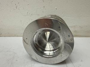 Nieuwe Zuiger Renault Master III (FV) 2.3 dCi 125 16V RWD Prijs € 151,25 Inclusief btw aangeboden door Jonker - Huissen B.V.