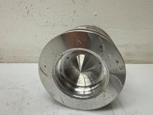 Nieuwe Zuiger Renault Master III (FV) 2.3 dCi 125 16V RWD Prijs € 151,25 Inclusief btw aangeboden door Jonker - Huissen B.V.