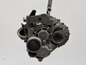 Gebruikte Versnellingsbak Volkswagen Golf VII (AUA) 2.0 GTI 16V Prijs op aanvraag aangeboden door Jonker - Huissen B.V.